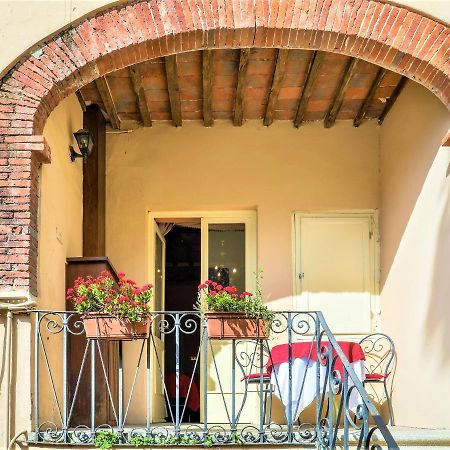 Antica Residenza Santa Chiara -City Center Lucca Exteriér fotografie