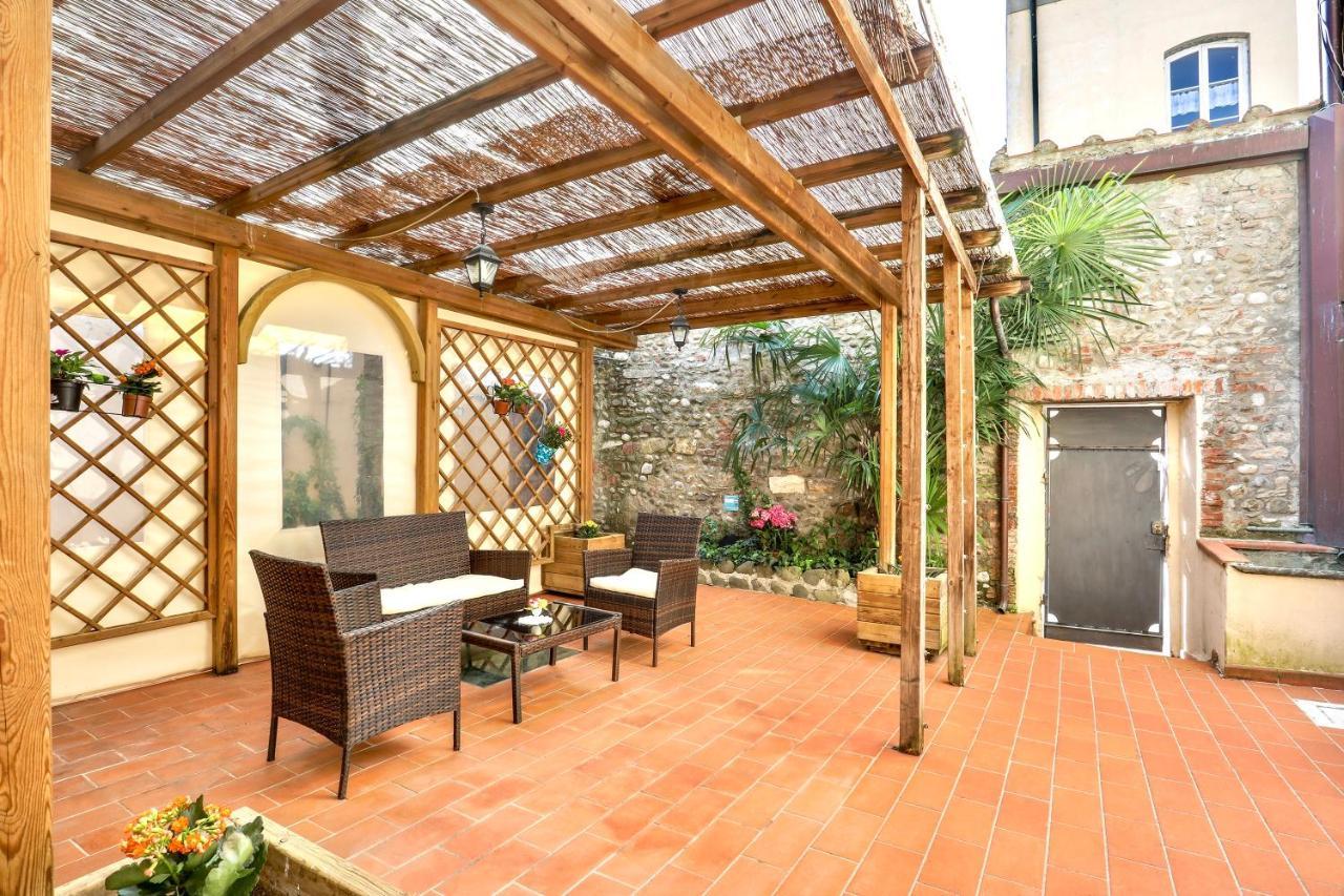 Antica Residenza Santa Chiara -City Center Lucca Exteriér fotografie